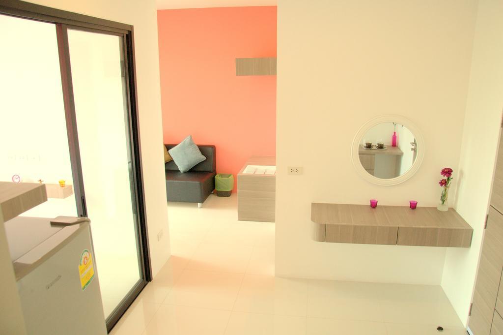 Dusit Naka Place Phuket Room photo