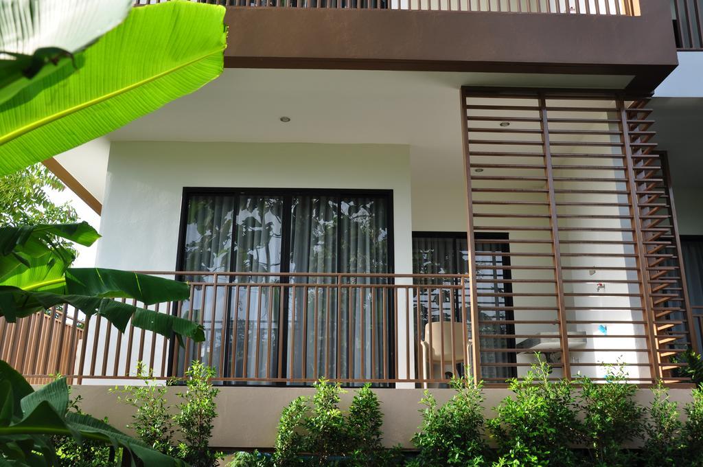 Dusit Naka Place Phuket Exterior photo
