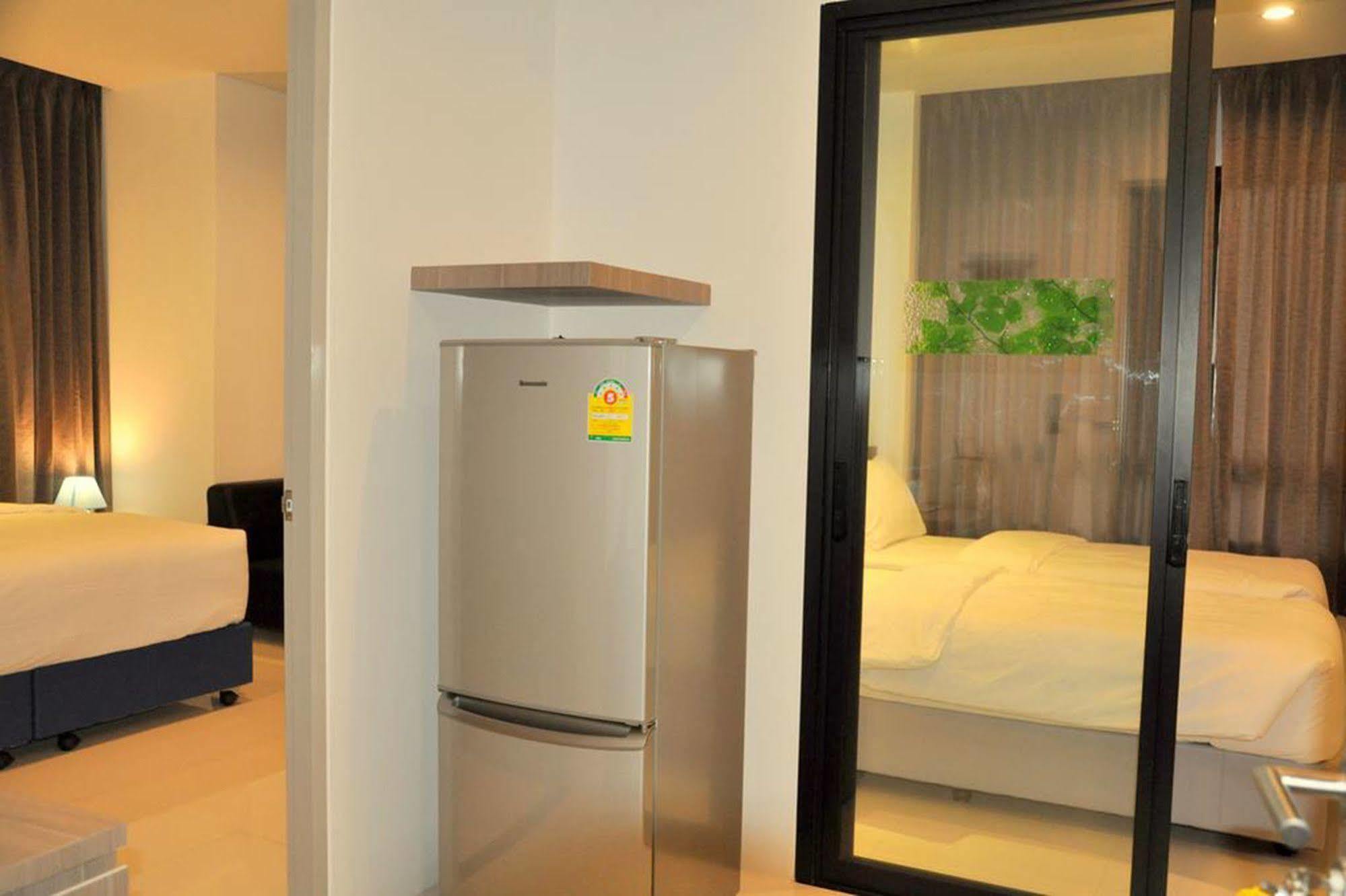 Dusit Naka Place Phuket Exterior photo