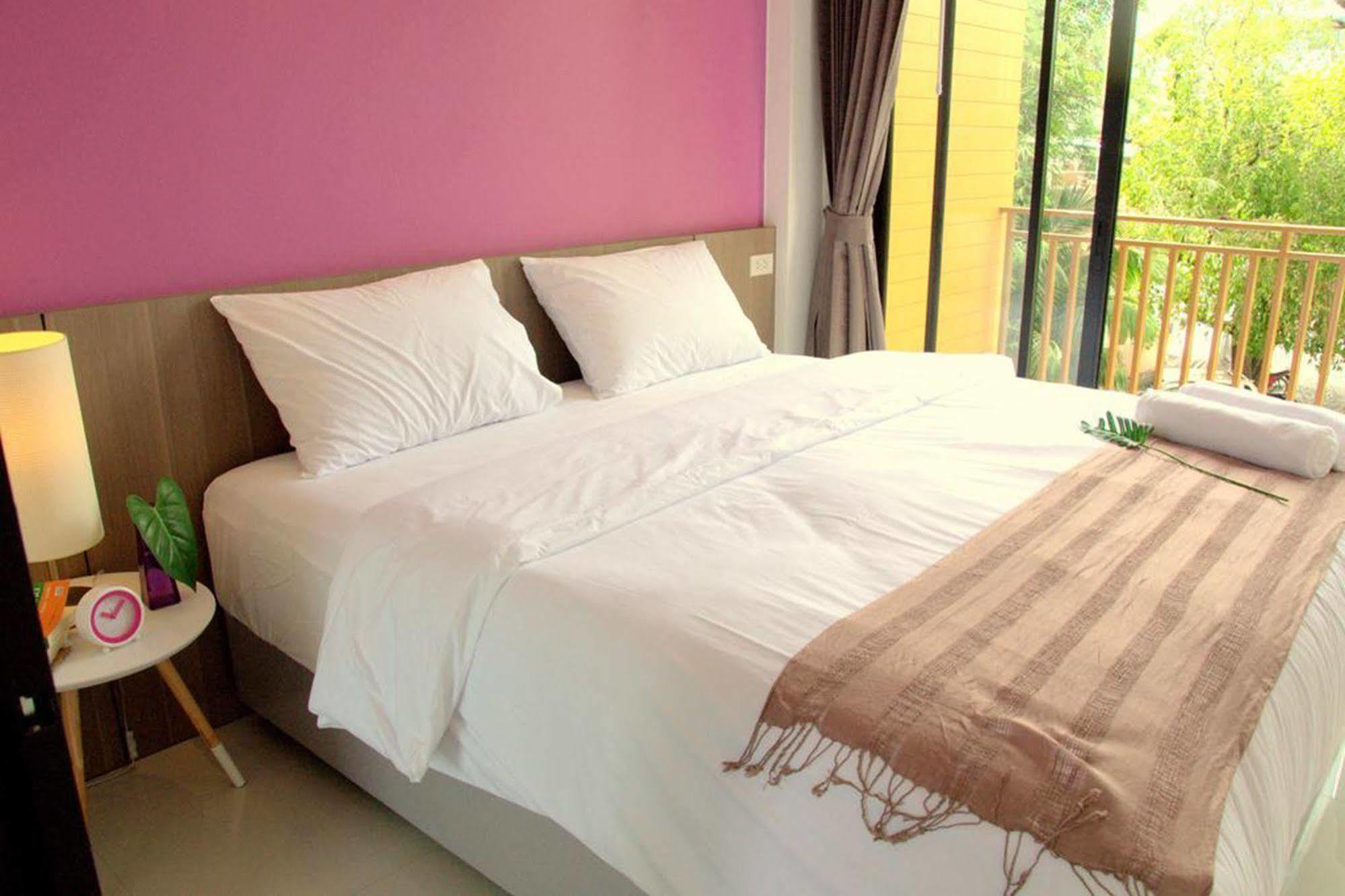 Dusit Naka Place Phuket Exterior photo